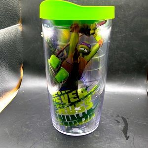 Tervis Tumbler Ninja’s never sleep cup & green lid